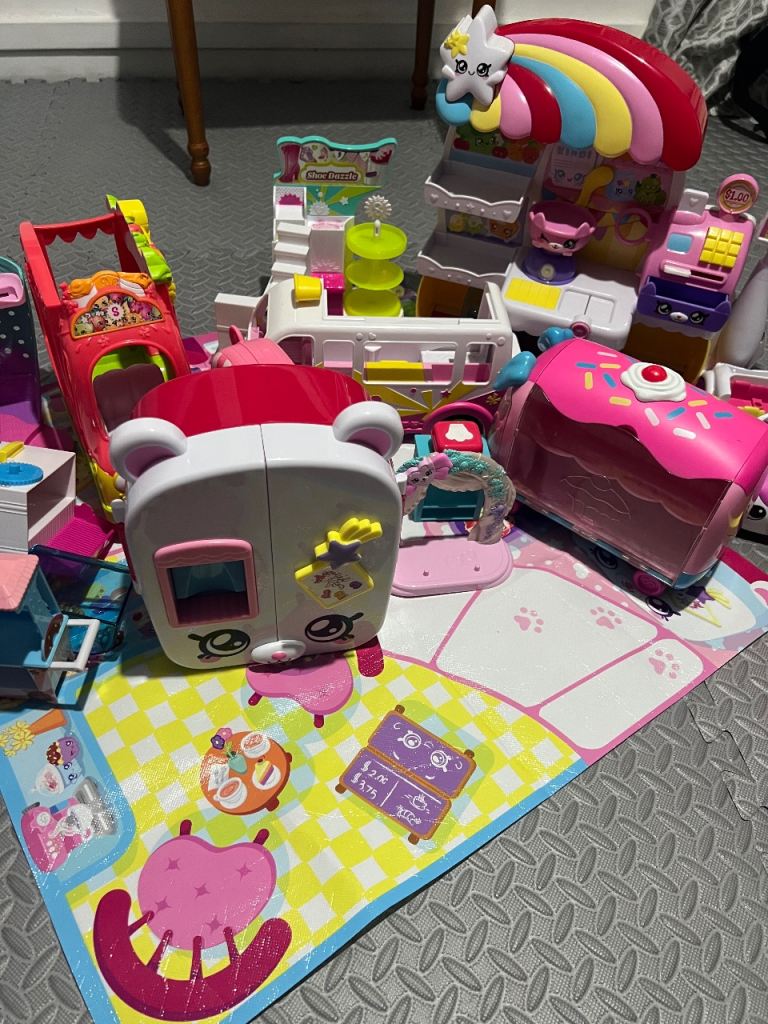 Shopkins toys