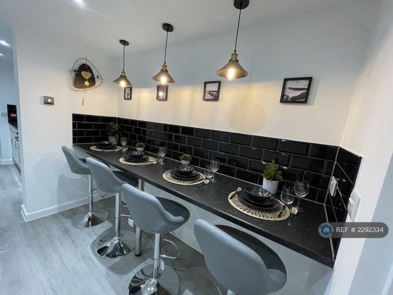 1 bedroom in Oxford St, Watford, WD18 (#2292334)