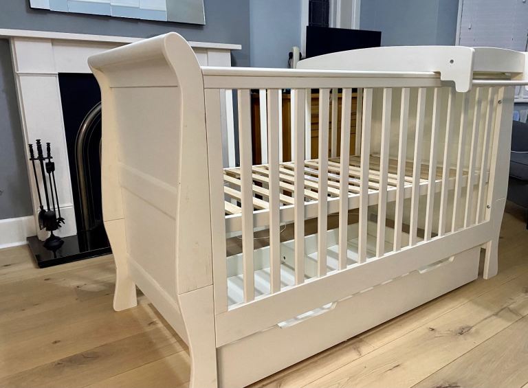 Mamas and Papas Cot Bed 