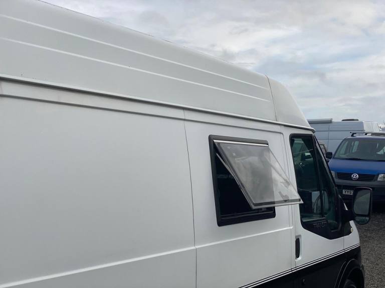 2009 Ford Transit Medium Roof Van TDCi 85ps PANEL VAN DIESEL Manual