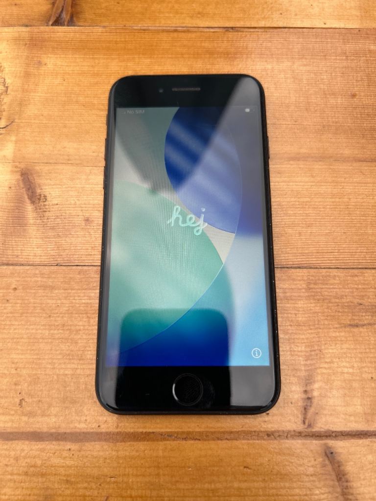 iPhone SE 2020 Model, 64Gb