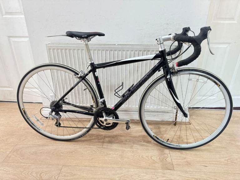 Specialized dolce road bike Aluminium frame in good condition All fully working 