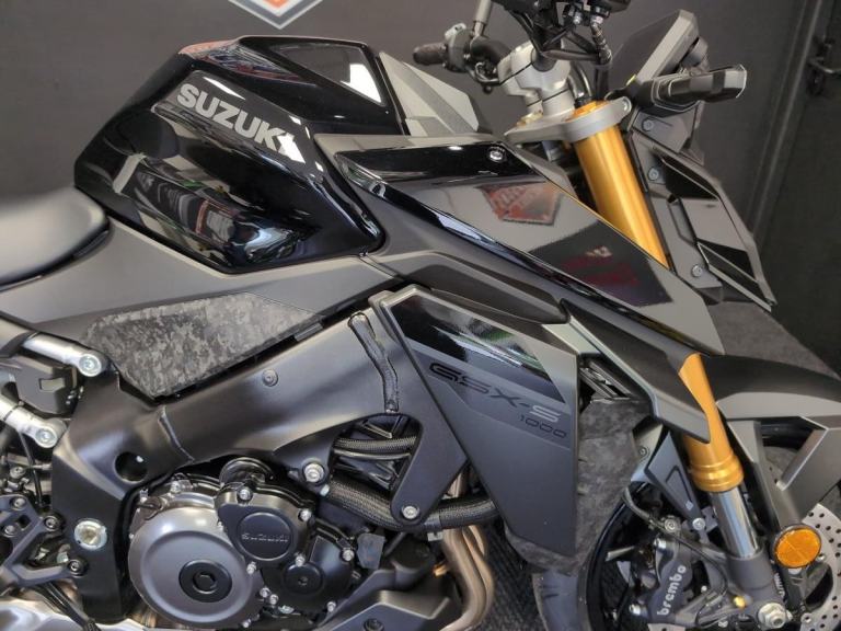 2025 Suzuki GSXS1000 new TFT dash model Now available on 5.9% APR HP and PCP