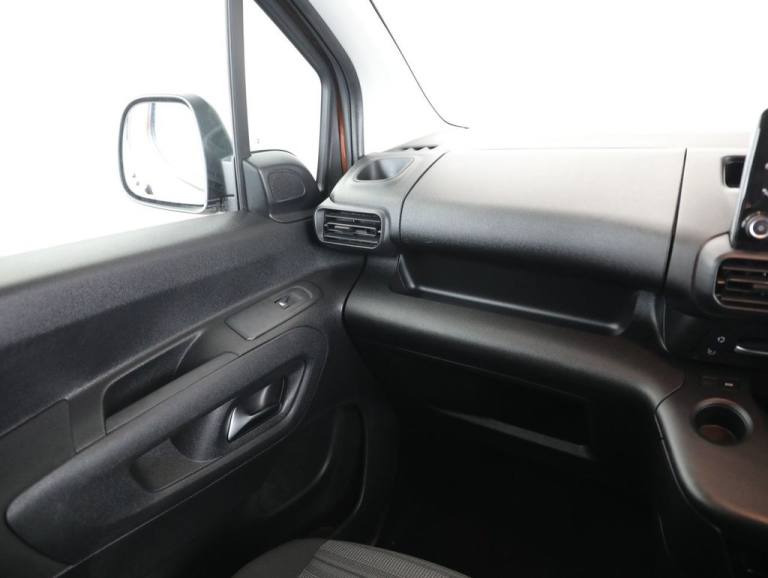 2021 Vauxhall Combo Life 1.2 Turbo 130 Elite 5dr Auto [7 seat] MPV PETROL Automatic