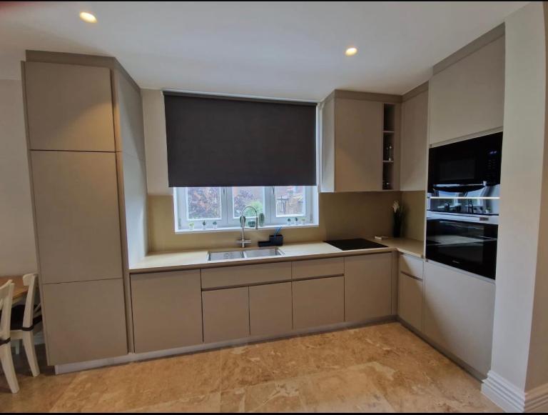 2 bedroom,one ensuite NW4