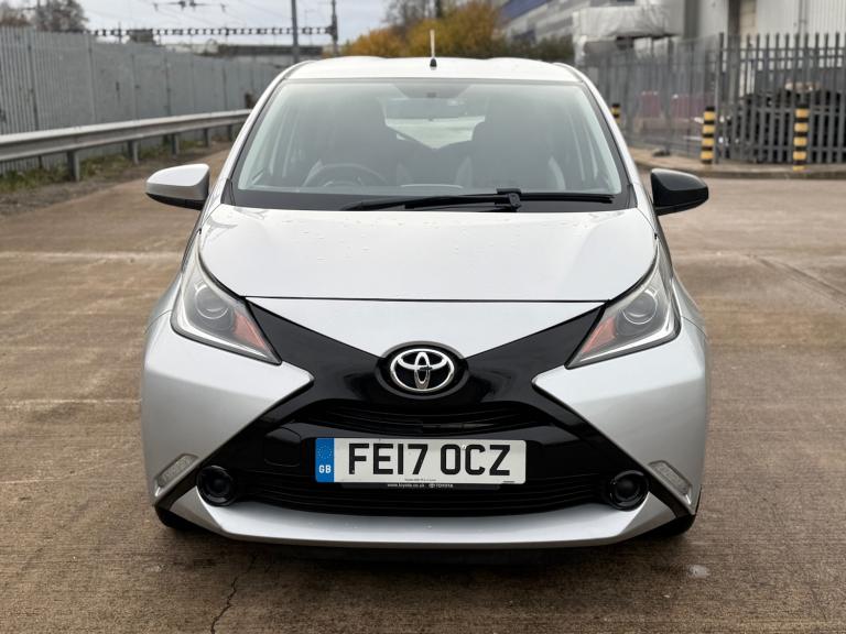 2017 Toyota AYGO 1.0 VVT-i X-Play 5dr HATCHBACK Petrol Manual