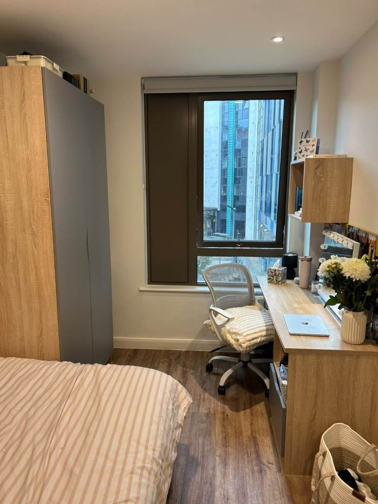 Student accommodation - takeover 