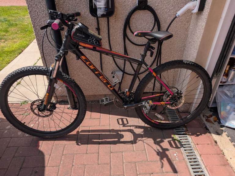 Carrera Vulcan 27.5" Mountain Bike - Multicoloured, Good Condition
