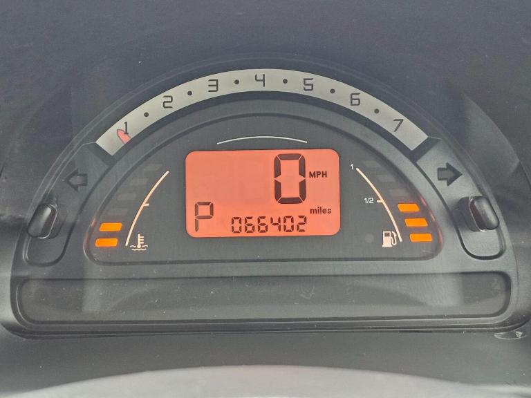 2005 Citroen C3 1.4i SX 5dr Auto HATCHBACK PETROL Automatic
