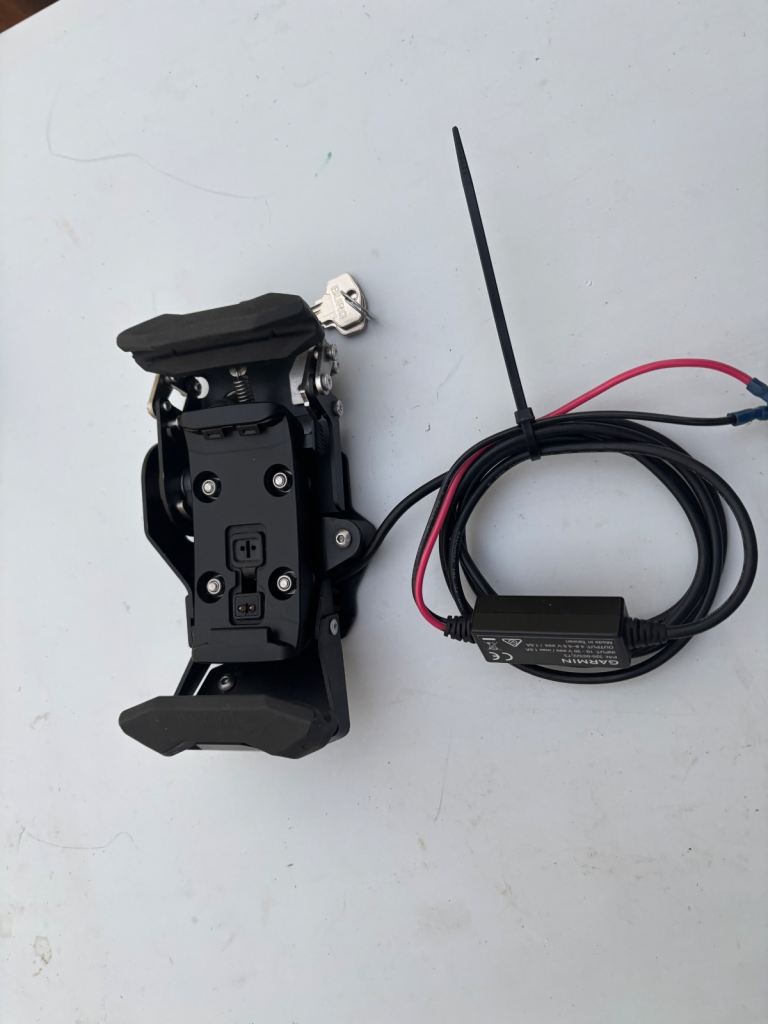 GPS LOCKABLE MOUNT FOR GARMIN ZUMO 346