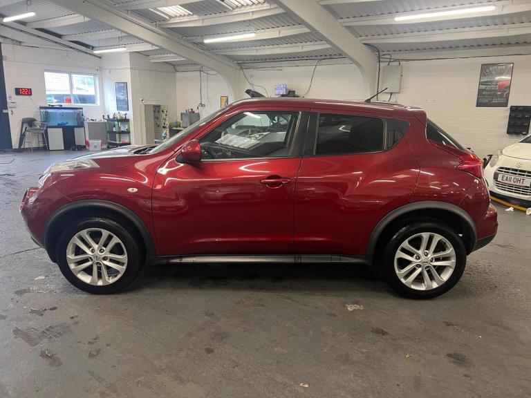2012 Nissan Juke 1.6 Acenta Premium Euro 5 (s/s) 5dr HATCHBACK Petrol Manual