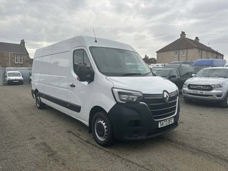 2023 Renault Master LM35 Blue dCi 135 Start Medium Roof Van PANEL VAN Diesel Manual