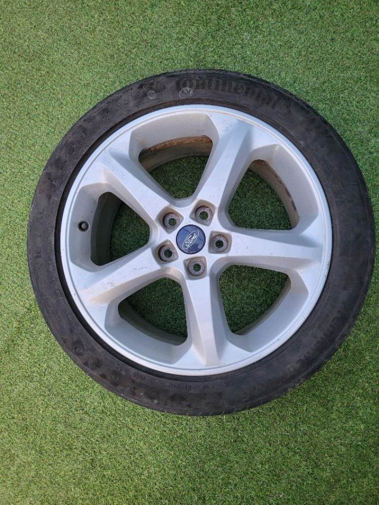 Ford 18" Alloy Wheel & Tyre