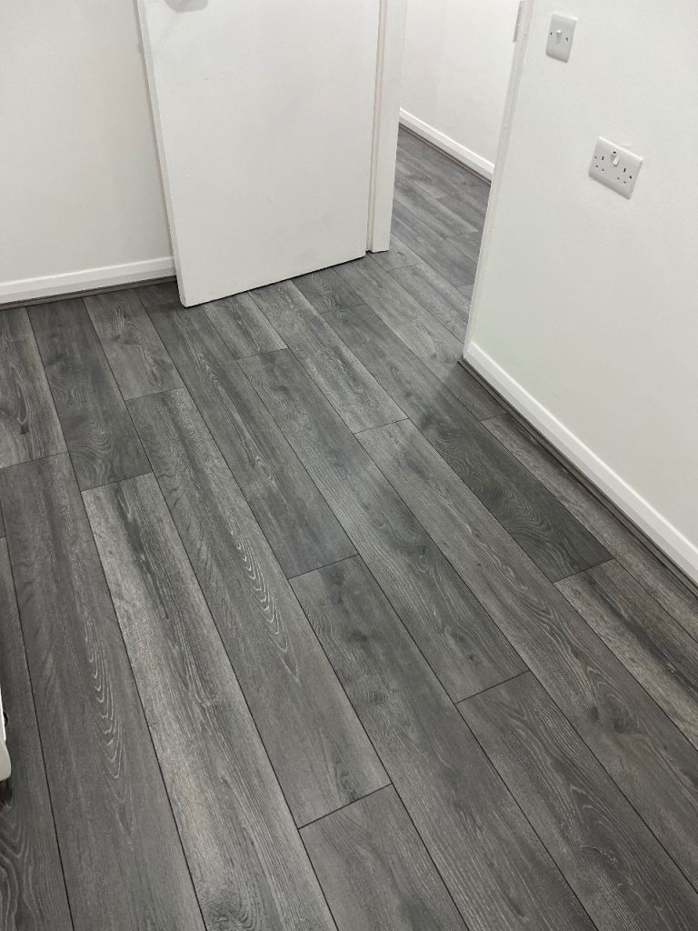 Quality Laminate Flooring & Carpets | Professional Installation