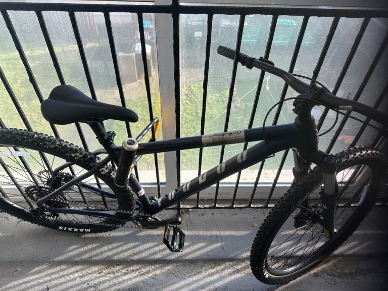 Voodoo Braag Mens Mountain Bike - L Frame