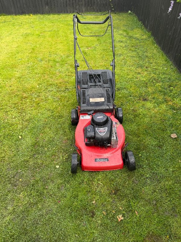 Sovereign petrol lawnmower self propelled 