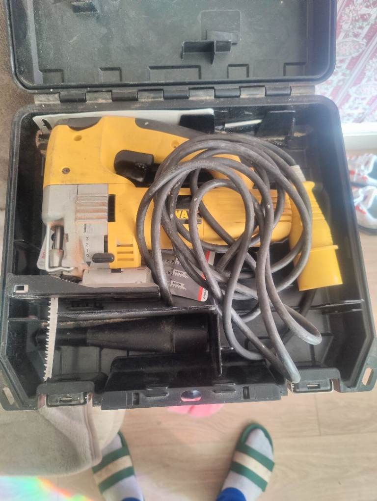 DeWalt 110V jigsaw 