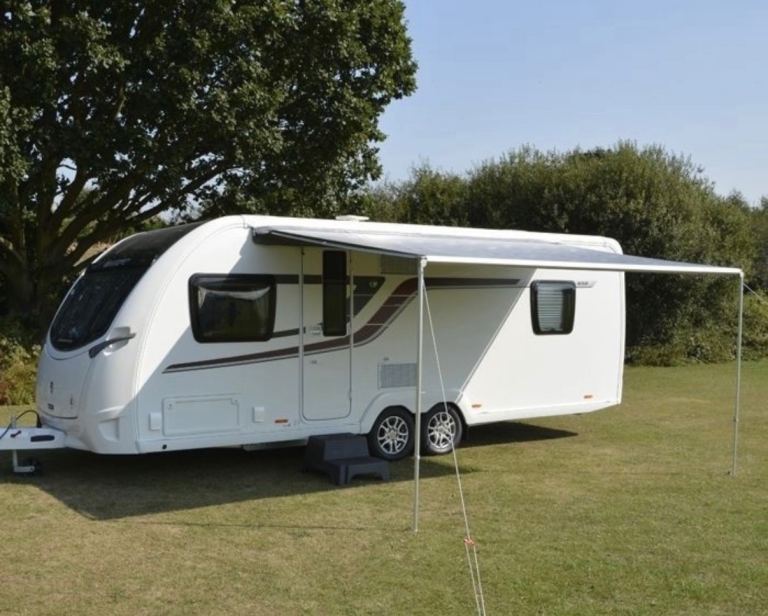 Motorhome or camper van Kampa REVO zip bag 450 awning 