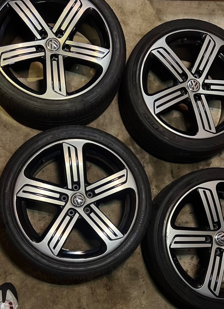 Set of 4 18 inch Cadiz golf r alloys 