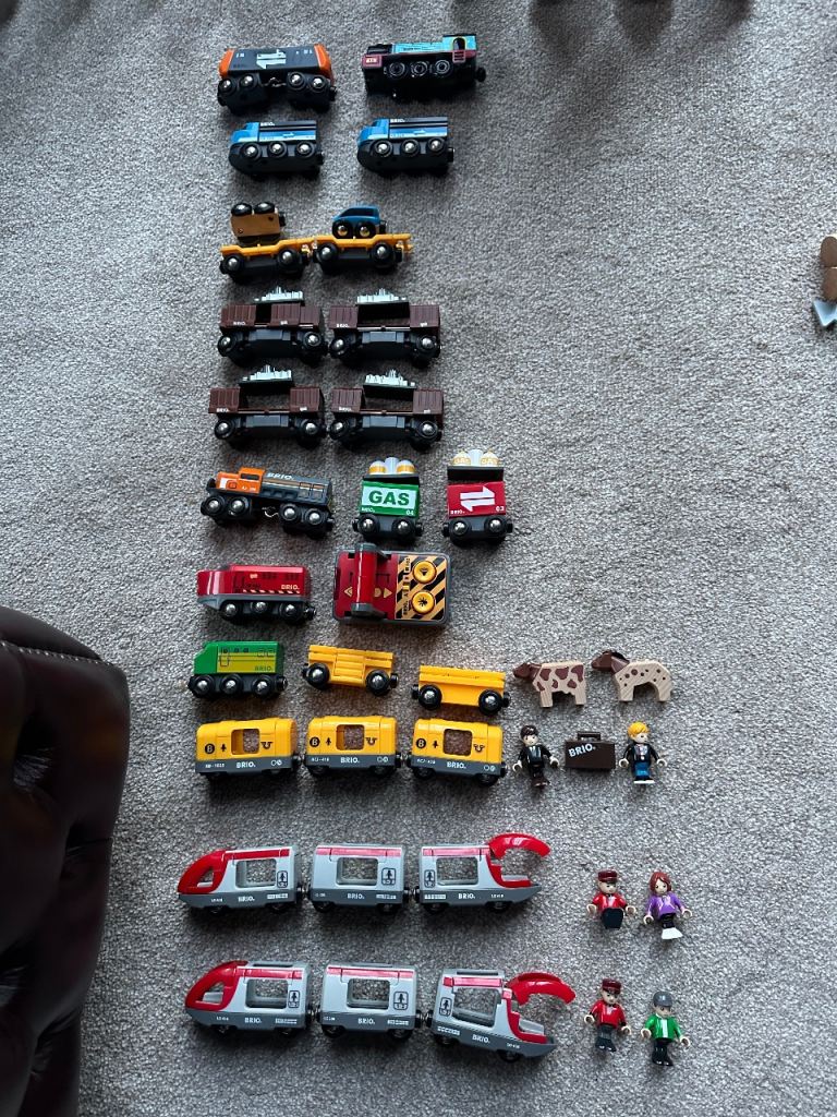  Brio trains
