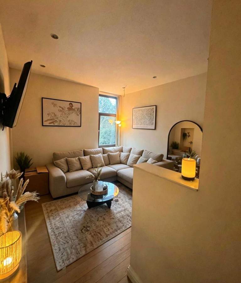 1 Bed - Thistle Street, Kirkintilloch