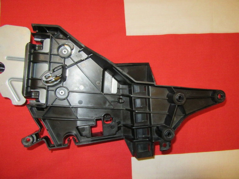 Volvo S80 Door Handle Bracket Mechanism Rear Left 30661074 LH