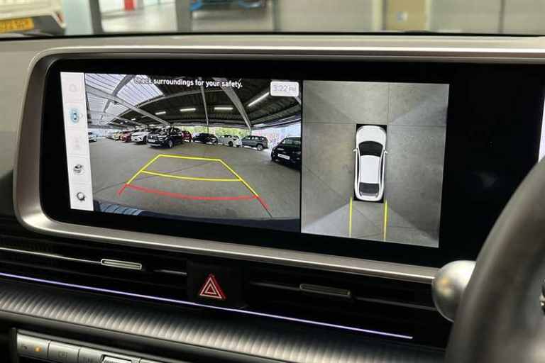 2024 Hyundai IONIQ 6 77.4kWh Premium Saloon 4dr Electric Auto (228 ps) Saloon Electric Automatic