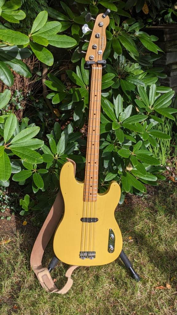 1996 Fender '51 Reissue Precision Bass (Made in Japan) – 50th Anniversary – Butterscotch