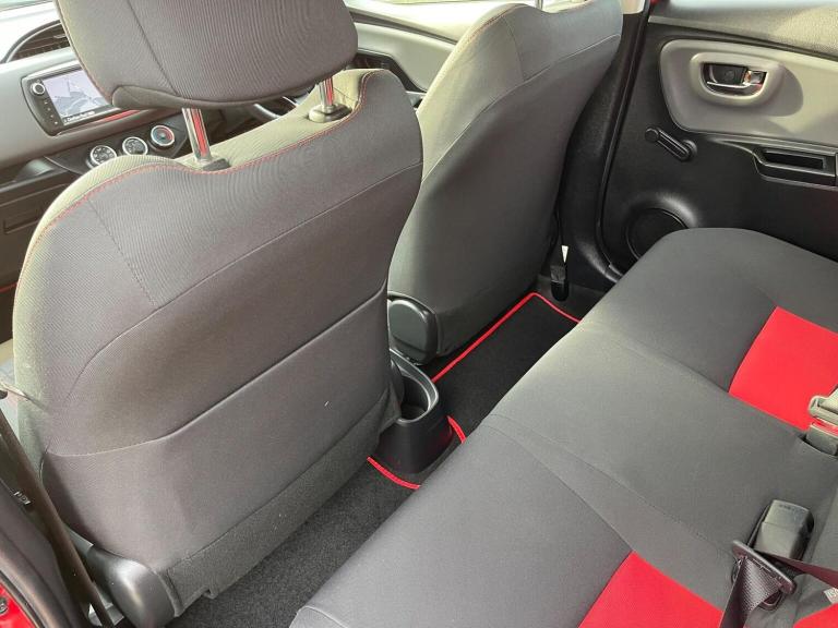 TOYOTA YARIS 1.33 Dual VVT-i Sport Euro 5 5dr Euro 5 2015