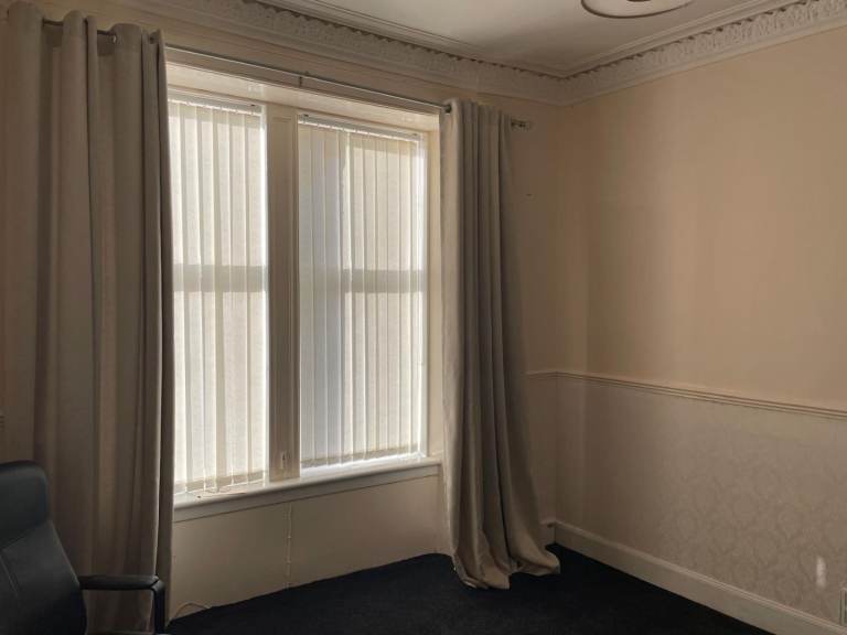 2 Bed Flat Barrhead