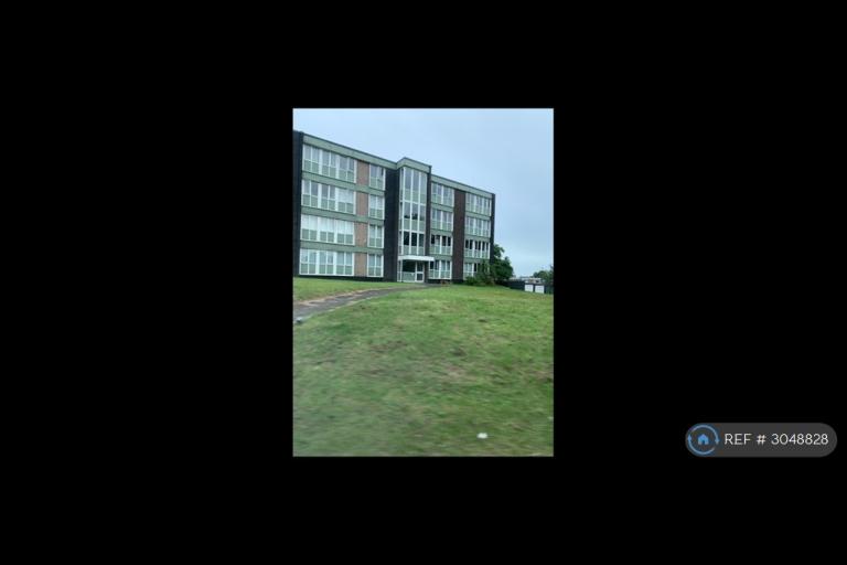 2 bedroom flat in St. Keverne Square, Newcastle Upon Tyne, NE5 (2 bed) (#3048828)