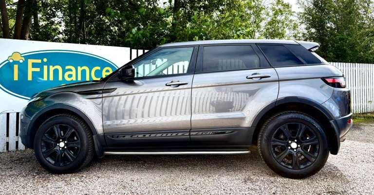 CAN'T GET CREDIT? CALL US! Range Rover Evoque 2.0 Td4 SE Tech AWD, Auto - £249 DEPOSIT, £82 PER WEEK