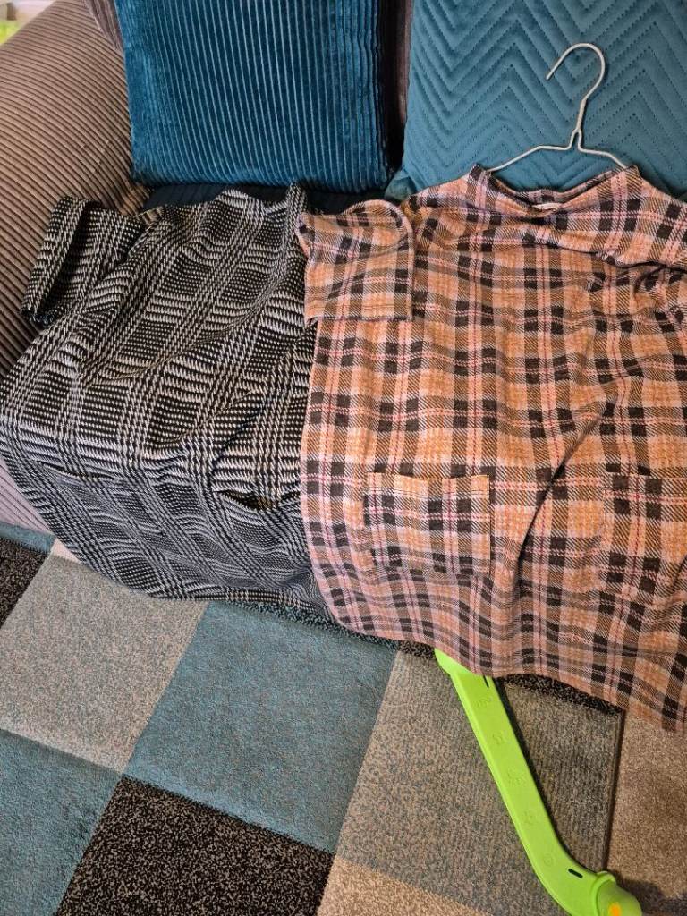 image for 2x woman cloths 