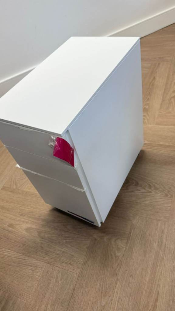 Office Furniture FREE - EC1V 1JN collection only 