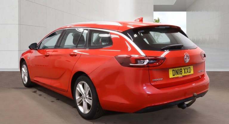  Vauxhall Insignia 1.6 Turbo D ecoTEC BlueInjection Tech Line Nav Sports Tourer Euro 6 (s/s) 5 Di...