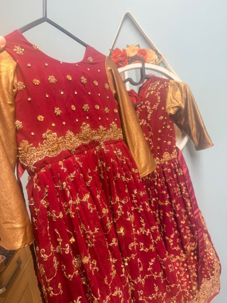 Asian girls dress  mum and daughters outfits 