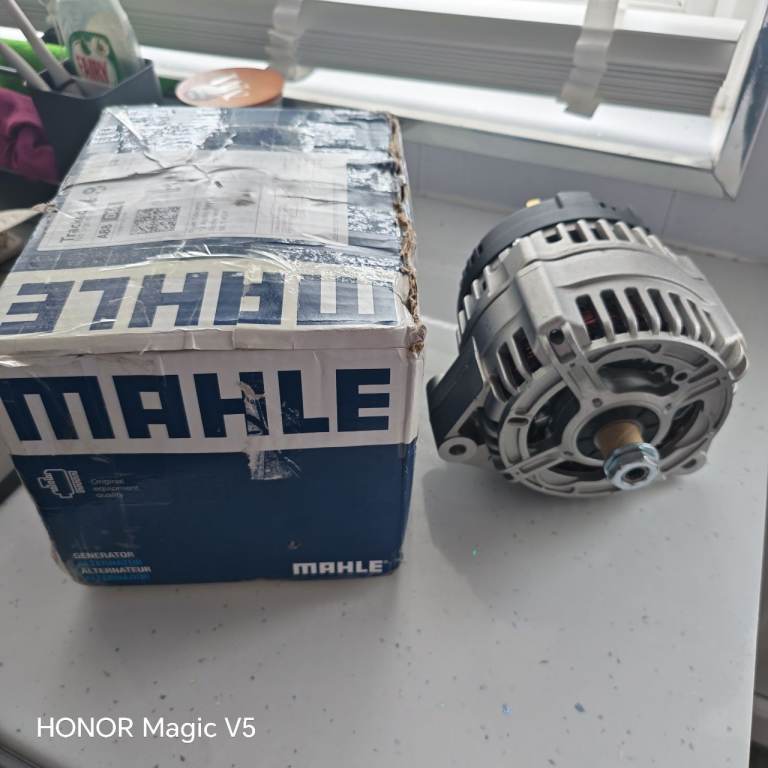 Mahle MG29 14v 200A Alternator 