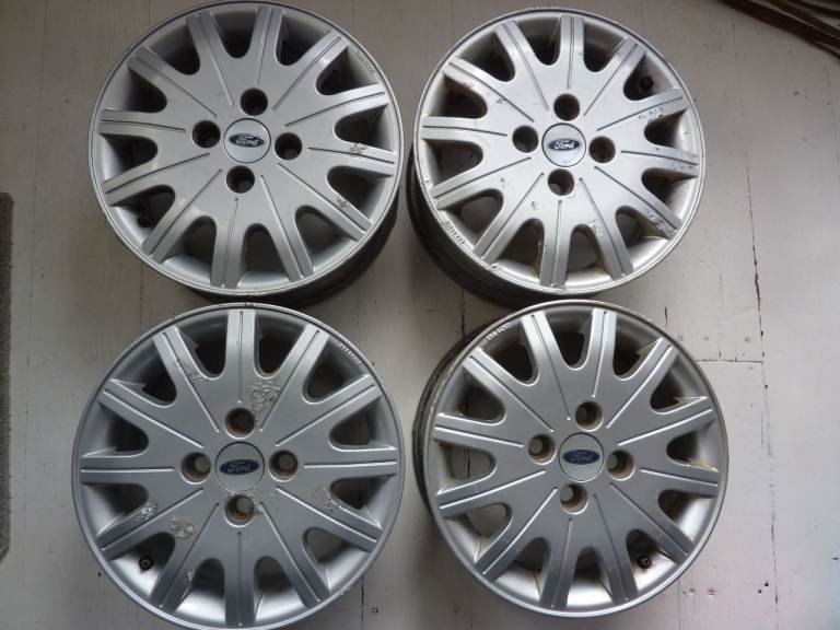 Set of Ford 15" Alloy Wheels, 4 Stud.