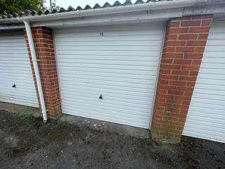 Garages to rent: Stockmoor Close, Bridgwater Somerset, TA6 6LT
