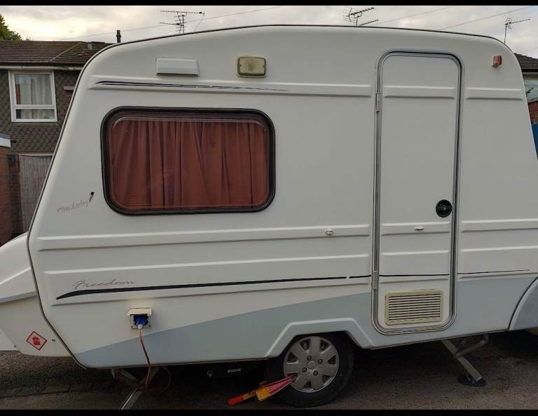 Freedom Jetstream twinsport 2010 touring caravan