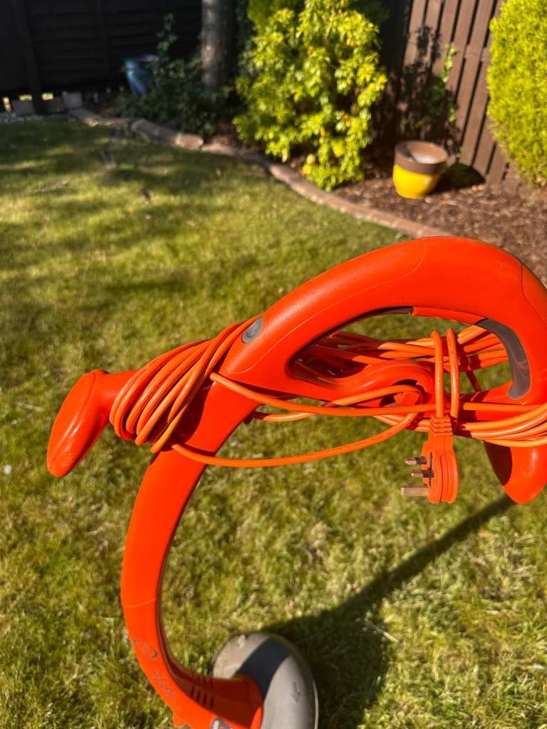 Flymo Multi Trim Electric Grass Trimmer - Good Condition