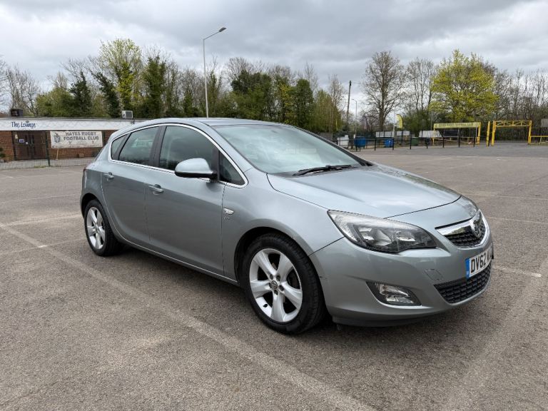 2012 Vauxhall Astra 1.6 16v SRi Euro 5 5dr