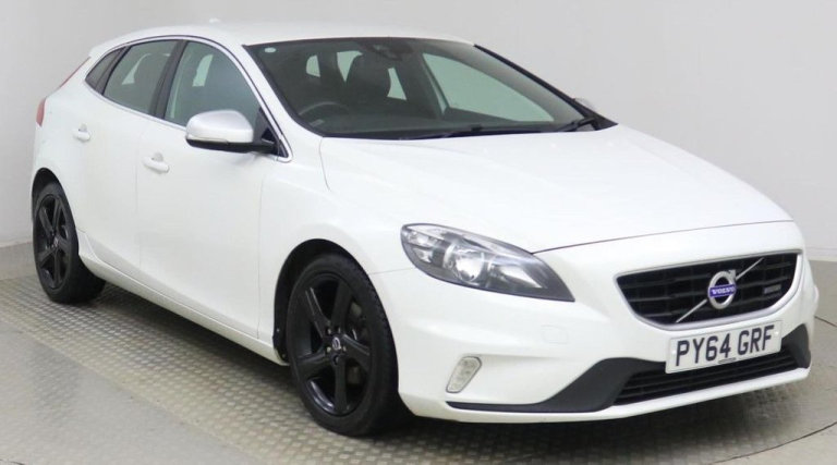 2015 volvo v40 parts breaking 