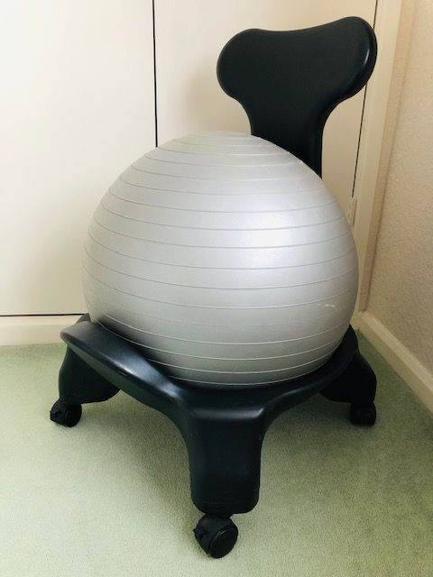 Yoga/Exercise Ball CHAIR - Balance Posture regulating - Ergonomic (over £100 new)