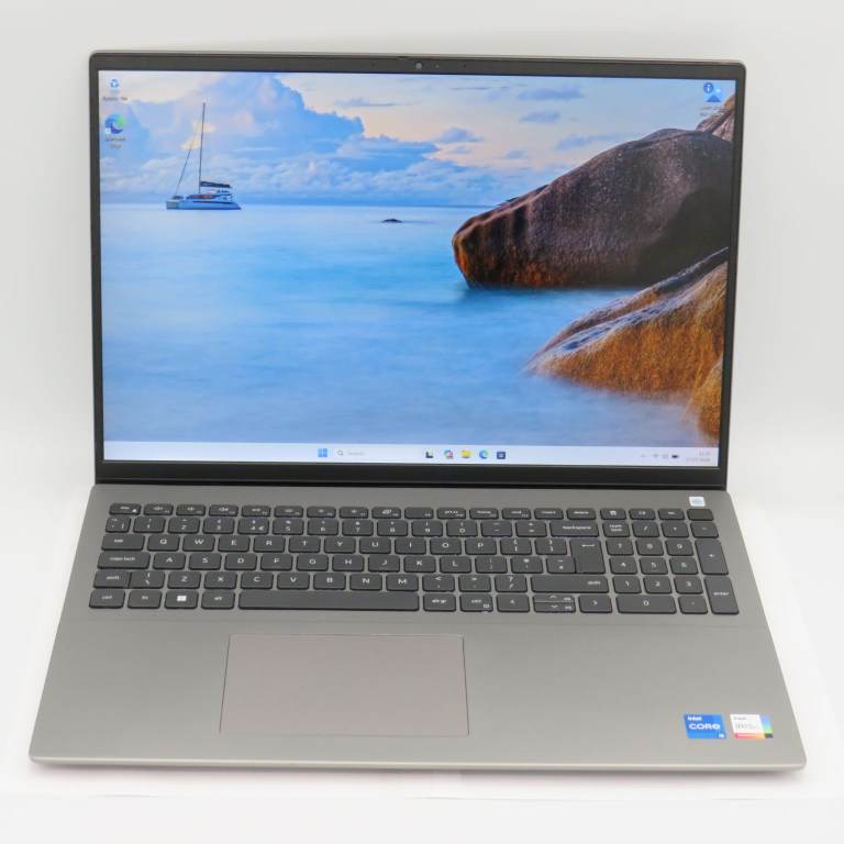 Dell Laptop 13th Gen Core i5 8GB DDR5 RAM 256GB Fast M.2 SSD Windows 11 Pro New Charger Vostro 5630