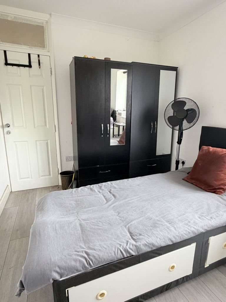 Double room for sharing