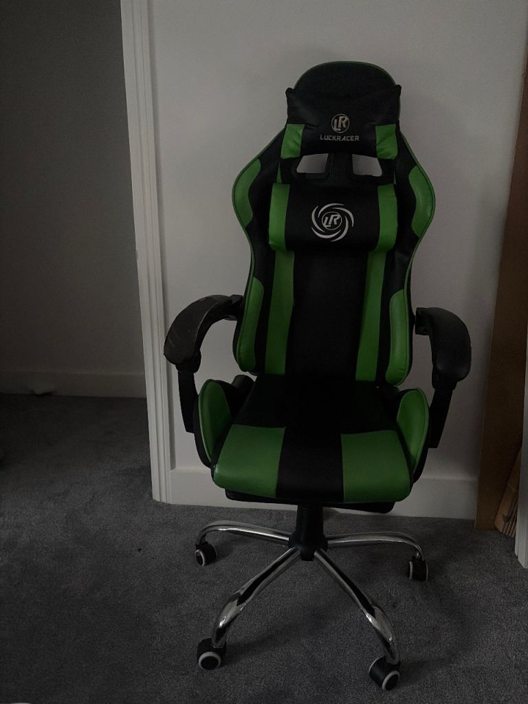 HERCULES Green and Black Gaming Chair – Good Condition