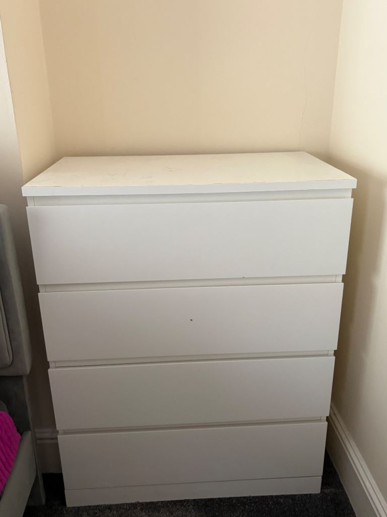 White Chest of Drawers - Good Condition