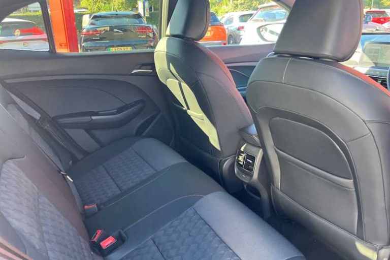 2025 MG MG3 1.5 Hybrid Trophy 5dr Auto HATCHBACK PETROL/ELECTRIC Automatic