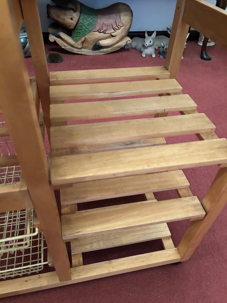 Kitchen/utility unit 